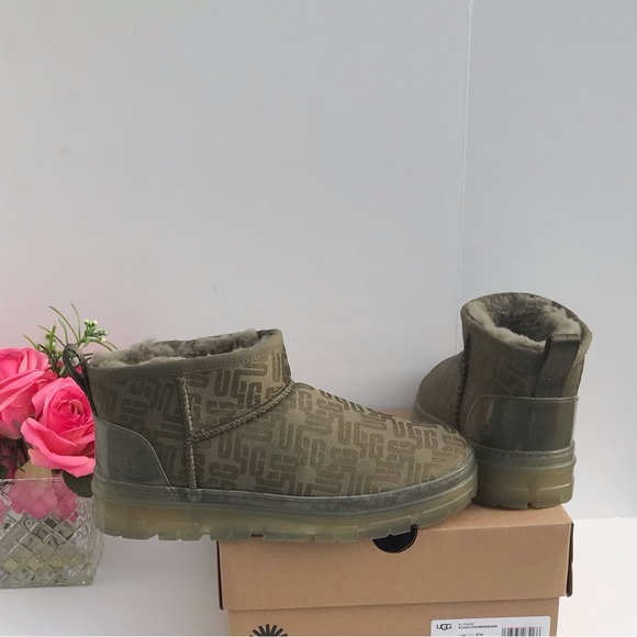 UGG Classic Ultra Mini Monogram - Picture 2 of 9